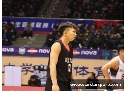 篮球明星：光影下的飞扬英姿